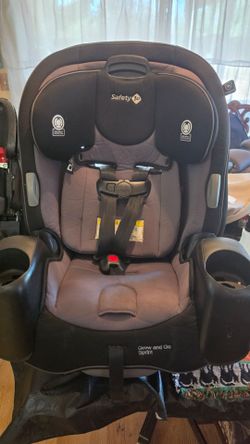 Safety 1st Go and Grow Sprint All in One Convertible Car Seat