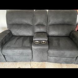 Recliner Love Seat 