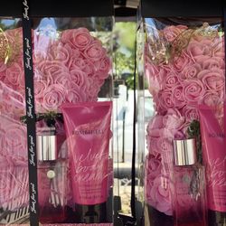 Pink rose bears with bombshell perfume from Victoria’s Secret