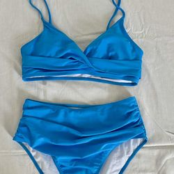 2 pieces woman biquini swimsuit size M color blue