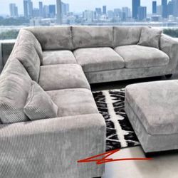 New! Luxurious ~ Super Comfy Sofa Sectional! Free Xl Ottoman! Reg $1,199.00!!