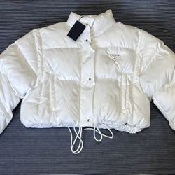 Prada Re-Nylon Cropped Convertible Down Jacket - White - Size Small