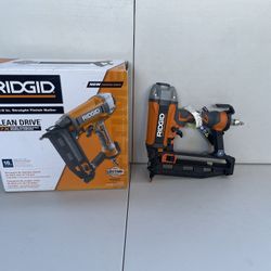 Ridgid 2-1/2” Straight Finish Nailer 