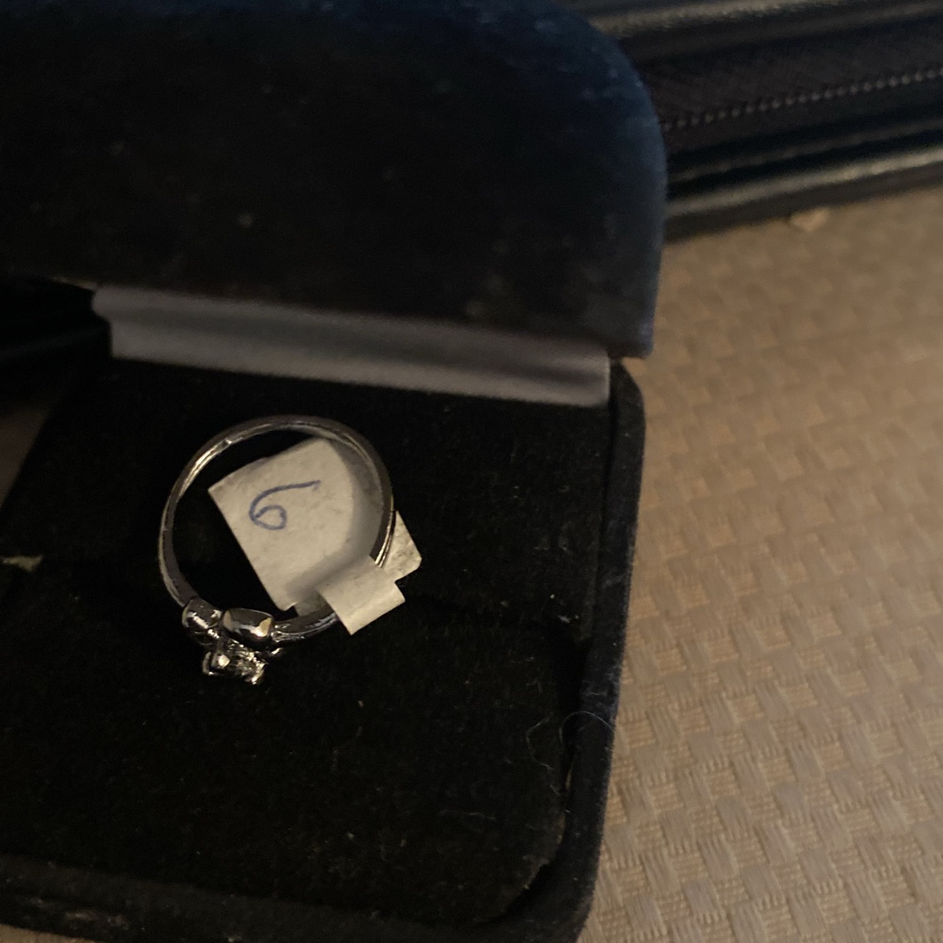 STERLING SILVER RING