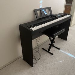 YAMAHA 88-Key Weighted Digital Piano 