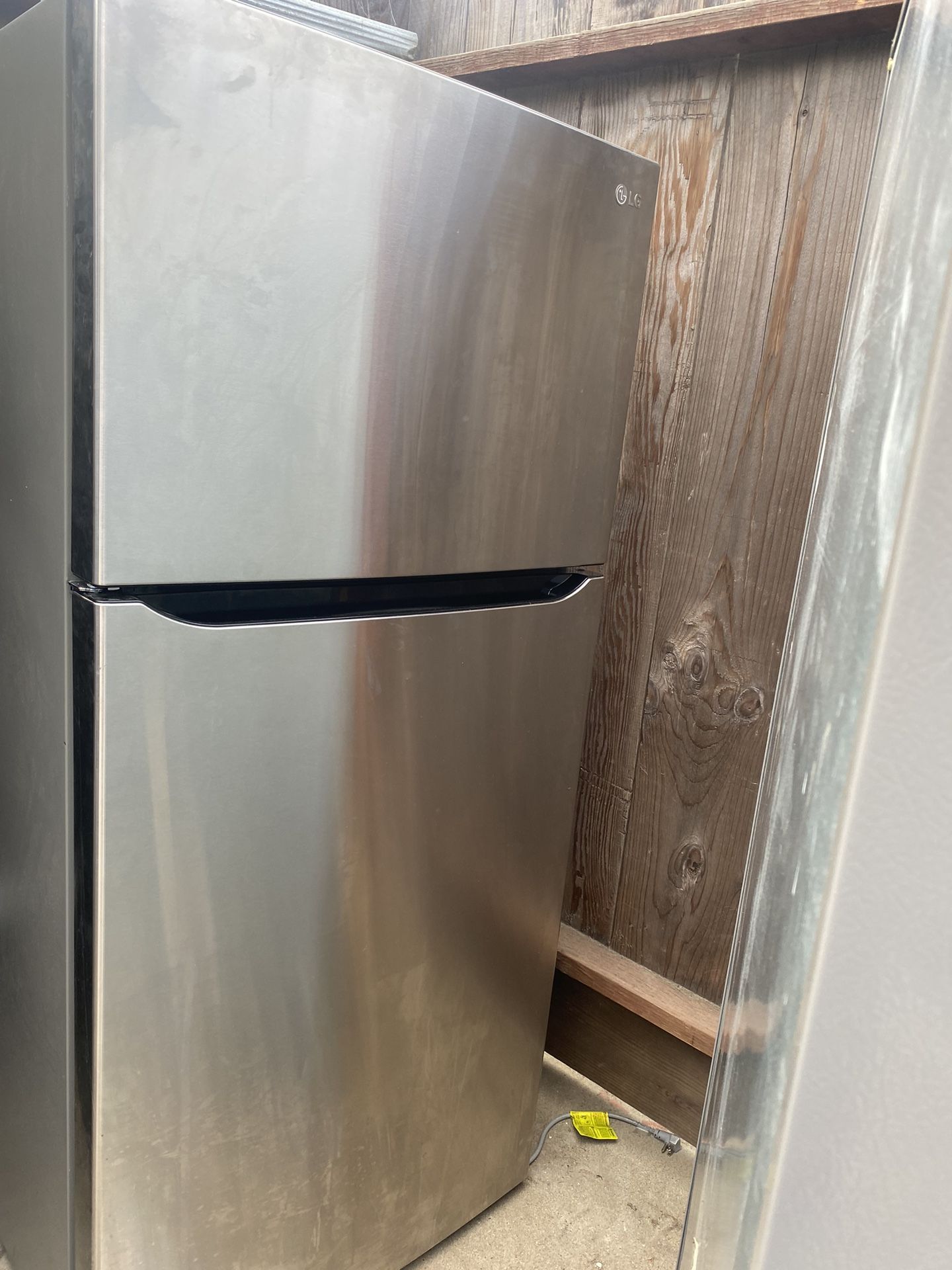 LG 29 1/2 Wide 31 Depth H 65