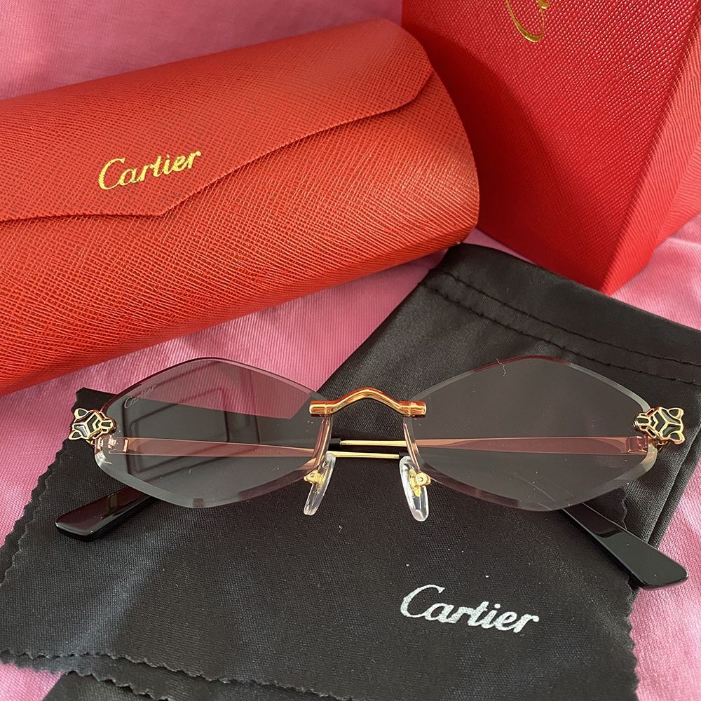 Logo Temple Irregular Shape Sunglasses Gold