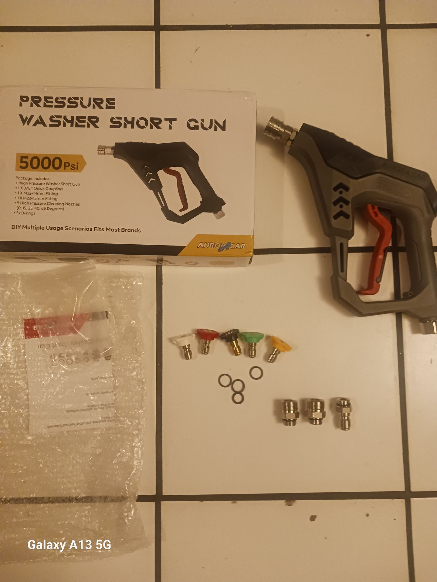 Pressure Washer short nozzle comes with extras New!