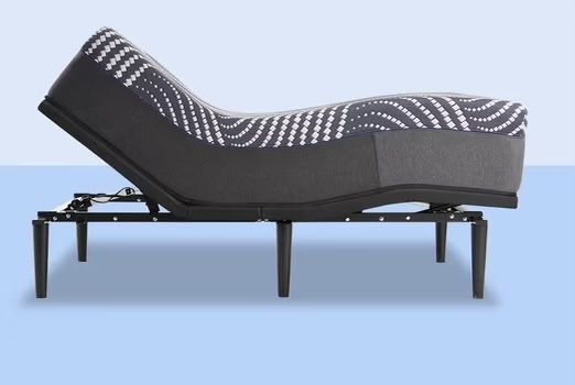 ADJUSTABLE WUEEN SIZE BED FRAME