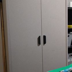 Free Wardrobe / Closet Cabinet/Storage Cabinet 
