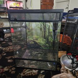 Front opening tank (no lid)
