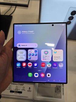 AT&T paid off..unlocked to any carrier Z fold 7 brand new condition case and charger included 512gb clean IMEI ready for activation