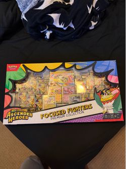 Focused fighters ascended heroes premium collection box