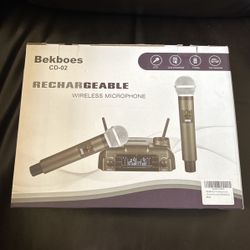 Wireless Microphone System High Sensitivity Condenser Microphone Excellent Reproduction Of Voice Or Karaoke 