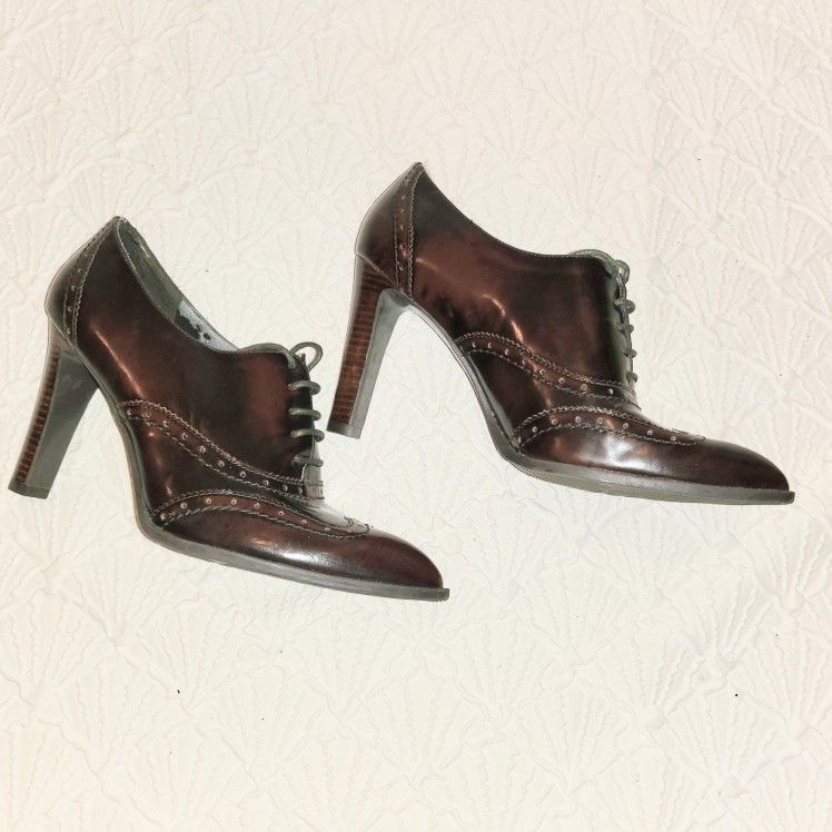 NEW lace-up Oxford pumps in cognac leather brown