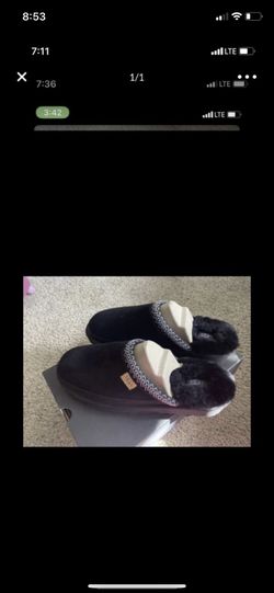 $75 Men’s ugg slippers for sale size 13