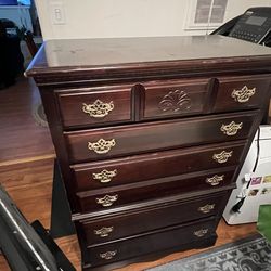 Free Dresser