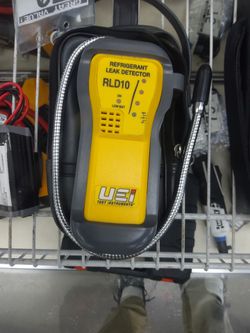 Leak detection refrigerator