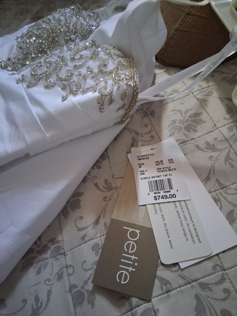 Brand New Wedding Dress