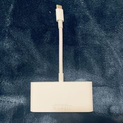 Apple USB-C VGA Multiport Adapter