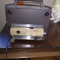 Used Working Wards 8mm/ Super 8 Projector