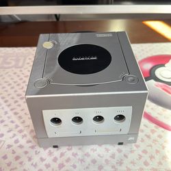 GameCube console