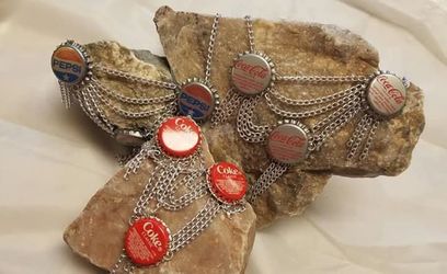18 Inch Silver Coke Bottle Cap Necklace