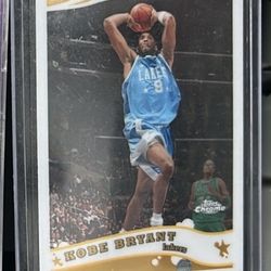 Kobe Bryant #8 Topps Chrome Card