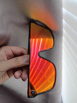 ORANGE POLARIZED SUNGLASSES
