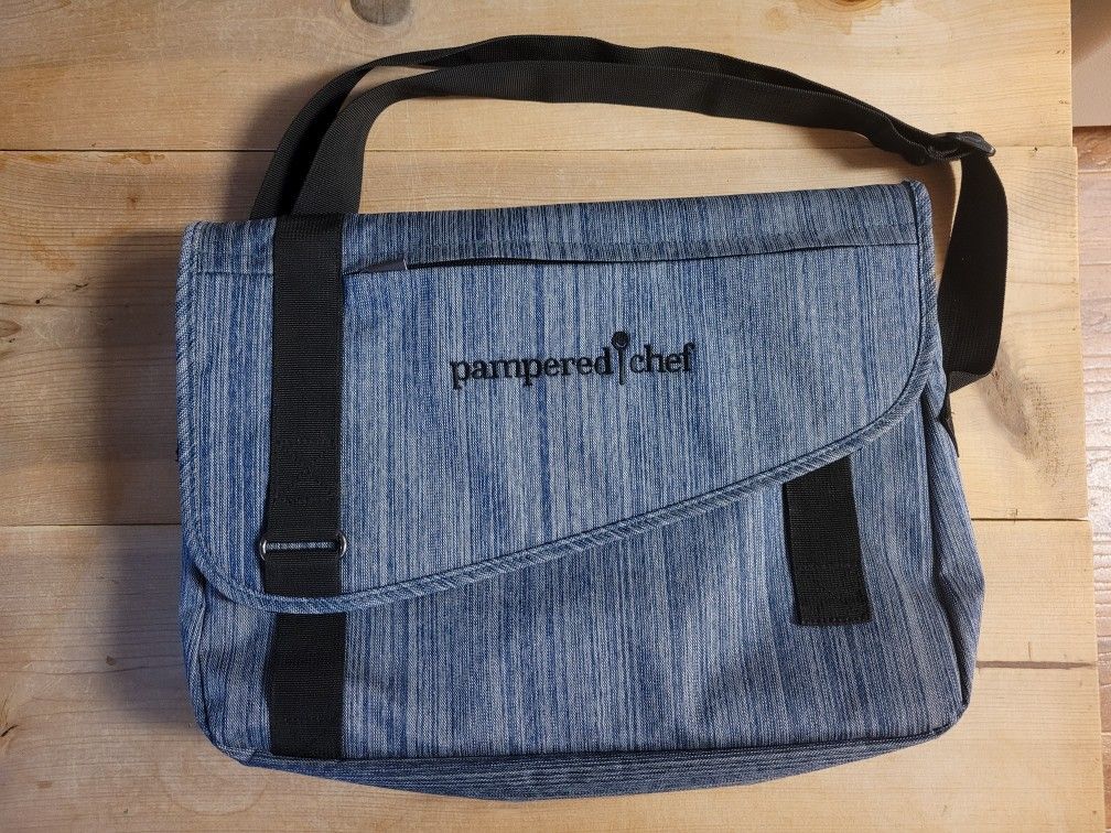 Pampered Chef Laptop and Book Bag