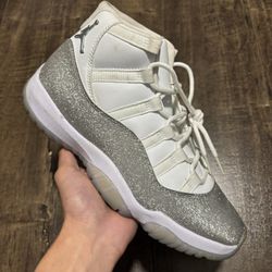 Jordan 11 White Metallic Silver