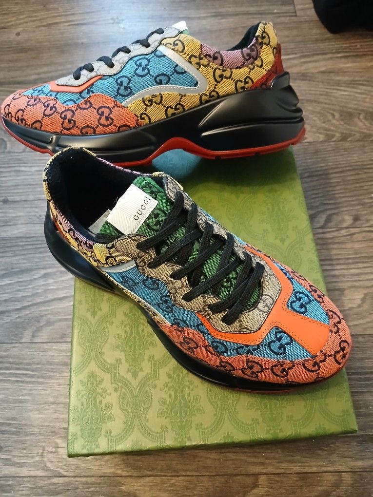 Gucci Sneakers Size 10