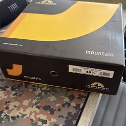 La Sportiva Makalu Boots