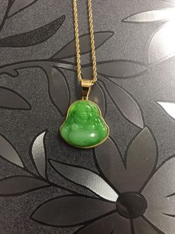 Stainless steel pendant with chain