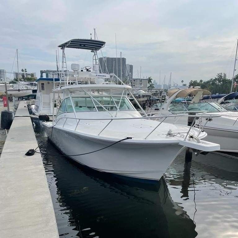 2003 Luhrs 36 Open