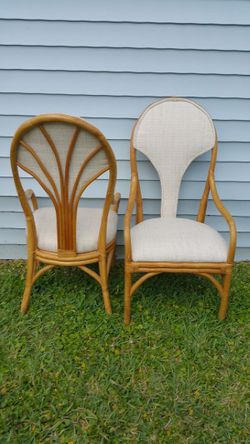 (2) Vintage Mid Century Modern Regency Bamboo Bentwood Rattan Fan Back Armchairs 19.7.26