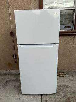 3 MONTHS WARRANTY 30x33x66 LG FRIDGE WHITE 20cuft