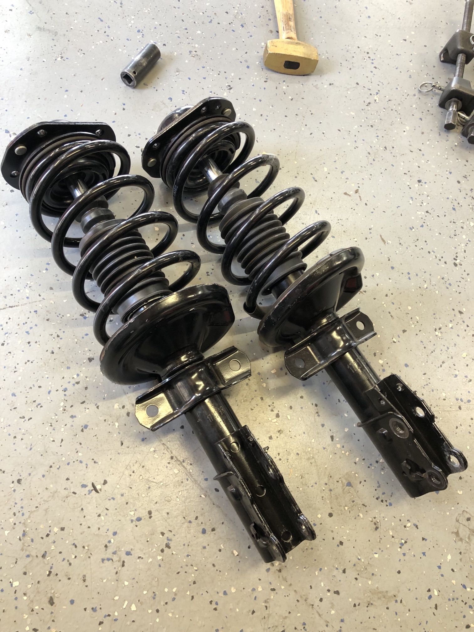 Monroe Quick-Strut Assembly 172179 Cobalt HHR G5 Pursuit