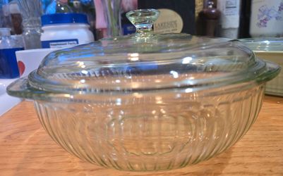 Vintage Green-Tinted Glass Covered Casserole / Serving Dish – Cottagecore MCM