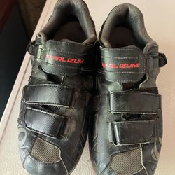 Pearl Izumi mountain Biking Shoes