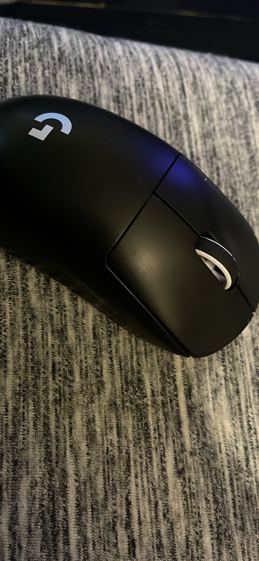 logitech G pro superlight