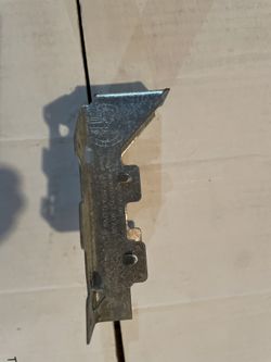 11 Rafter Hanger Brackets