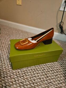 TORY BURCH Size8.5