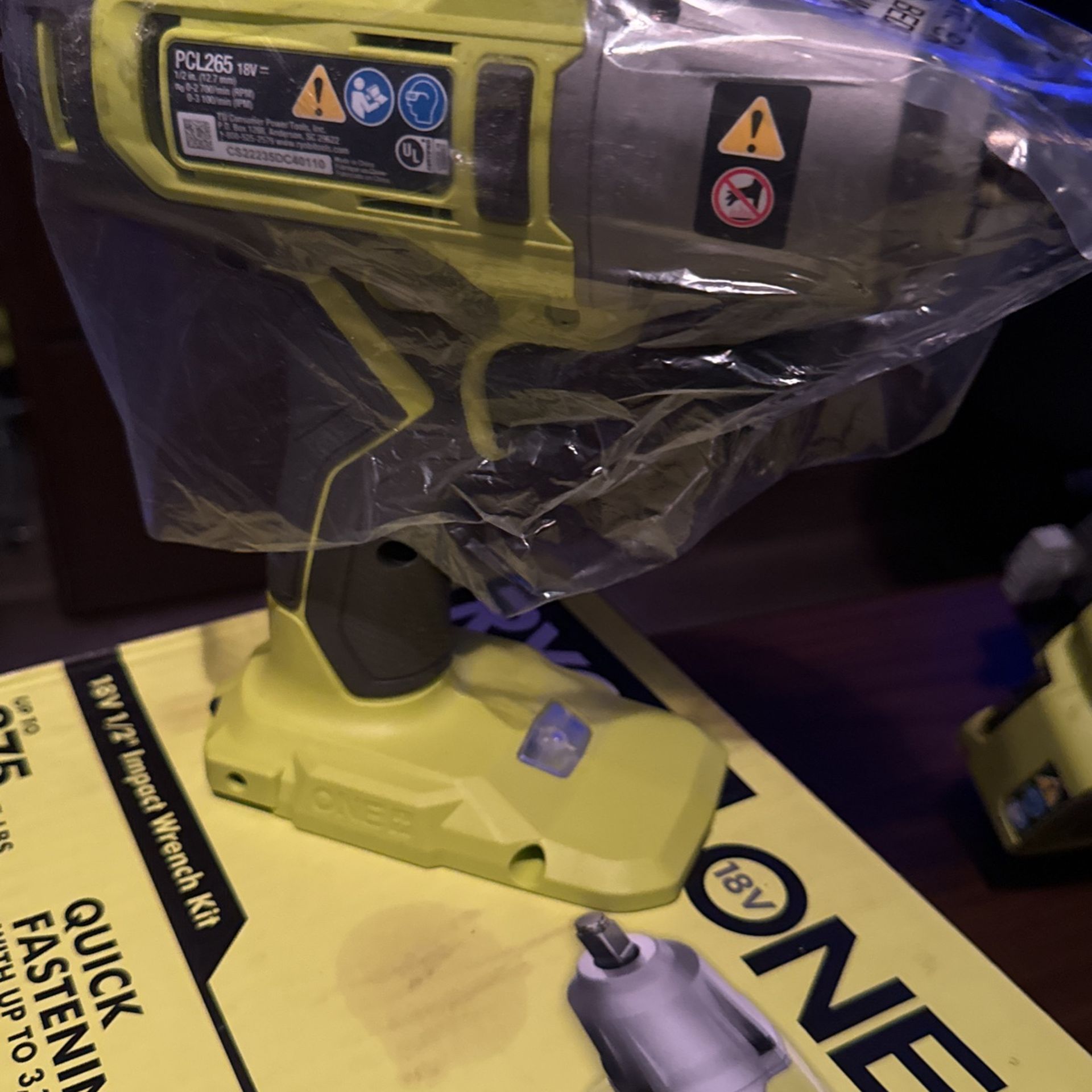 Ryobi Impact Wrench Kit