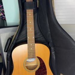 Acoustic Guitar (Seagull) S6(PRICE IS FIRM)