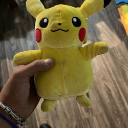 Pokémon Pikachu Plush