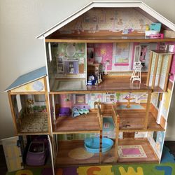 Wooden Play House