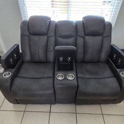 Power Reclining Couch - Like New