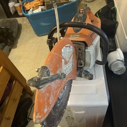 Concrete Saw 