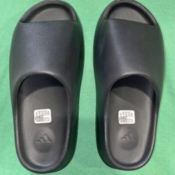 Onyx Yeezy Slides